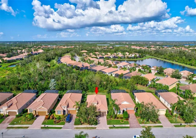Photo 2 of Single family home for sale at 9019 Heritage Sound Dr, Bradenton, FL 34212 | MLS# A4702238 | Listing updated on 2026-09-29