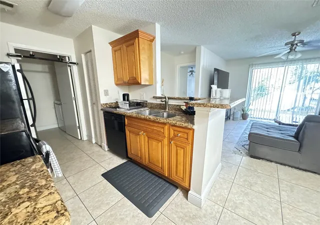 Photo 3 of Condo for sale at 2504 Grassy Point Dr #202, Lake Mary, FL 32746 | MLS# O6431341 | Listing updated on 2026-10-08