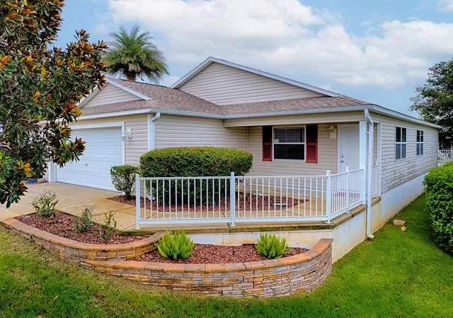 Photo 1 of Single family home for sale at 250 Arbella Loop, The Villages, FL 32162 | MLS# G5116151 | Listing updated on 2026-09-14