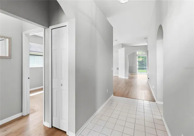 Photo 3 of Single family home for sale at 2412 Runyon Cir, Orlando, FL 32837 | MLS# O6431506 | Listing updated on 2026-10-06