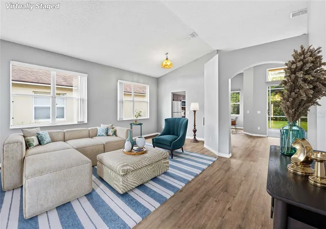 Photo 4 of Single family home for sale at 2412 Runyon Cir, Orlando, FL 32837 | MLS# O6431506 | Listing updated on 2026-10-06