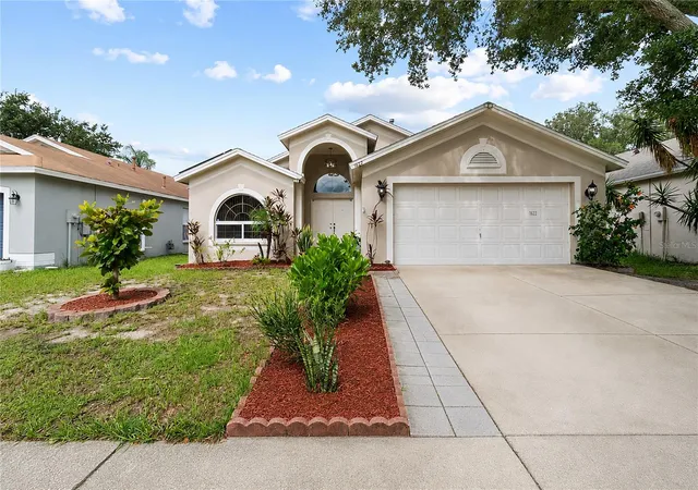 Photo 3 of Single family home for sale at 1622 Hulett Dr, Brandon, FL 33511 | MLS# TB8536705 | Listing updated on 2026-09-10