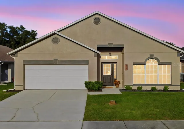 Photo 2 of Single family home for sale at 2104 Mallard Crk Cir, Kissimmee, FL 34743 | MLS# S5155215 | Listing updated on 2026-09-14
