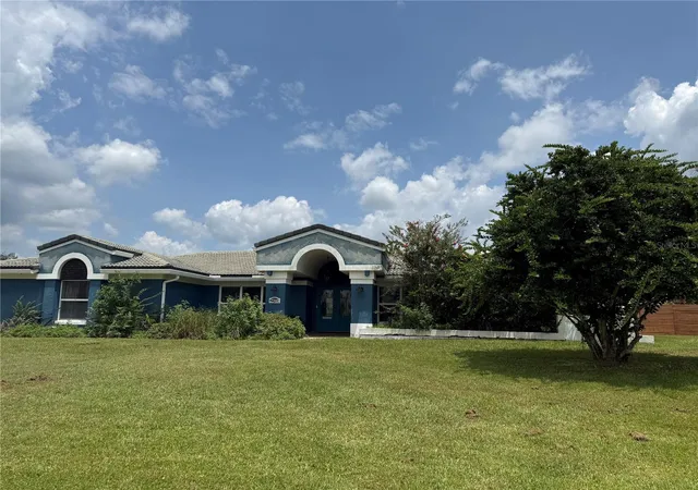 Photo 3 of Single family home for sale at 2749 S Stewart St, Kissimmee, FL 34746 | MLS# O6431608 | Listing updated on 2026-09-15