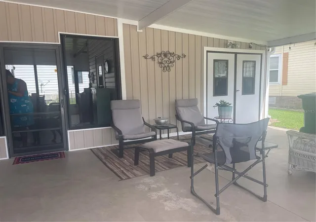 Photo 3 of Manufactured home for sale at 112 Lyonia Ln, Wildwood, FL 34785 | MLS# G5116181 | Listing updated on 2026-09-26