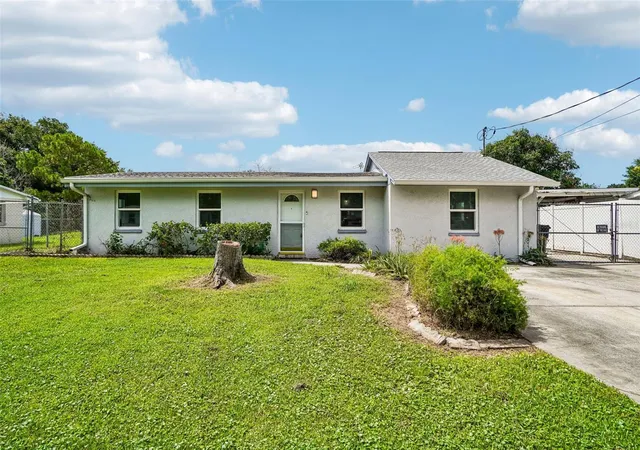 Photo 1 of Single family home for sale at 9216 W Robson St, Tampa, FL 33615 | MLS# TB8536894 | Listing updated on 2026-09-15