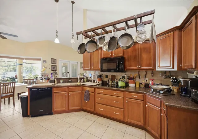 Photo 3 of Single family home for sale at 4505 Sw 106th Place, Ocala, FL 34476 | MLS# OM729973 | Listing updated on 2026-09-11