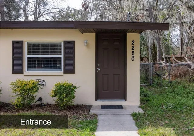 Photo 3 of Single family home for sale at 2220 SE 46th Terrace, Gainesville, FL 32641 | MLS# GC542571 | Listing updated on 2026-09-11