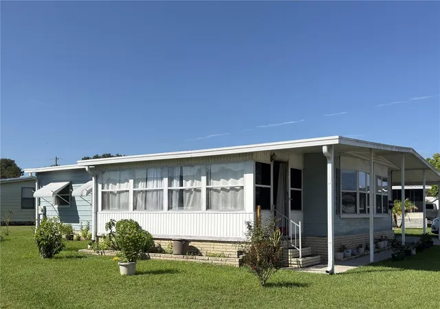 Photo 1 of Manufactured home for sale at 2055 S Floral Ave #42, Bartow, FL 33830 | MLS# L4964133 | Listing updated on 2026-10-29