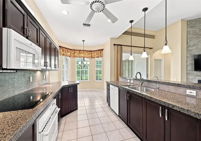Photo 4 of Single family home for sale at 9303 Alcott Way, Trinity, FL 34655 | MLS# W7888400 | Listing updated on 2026-09-12