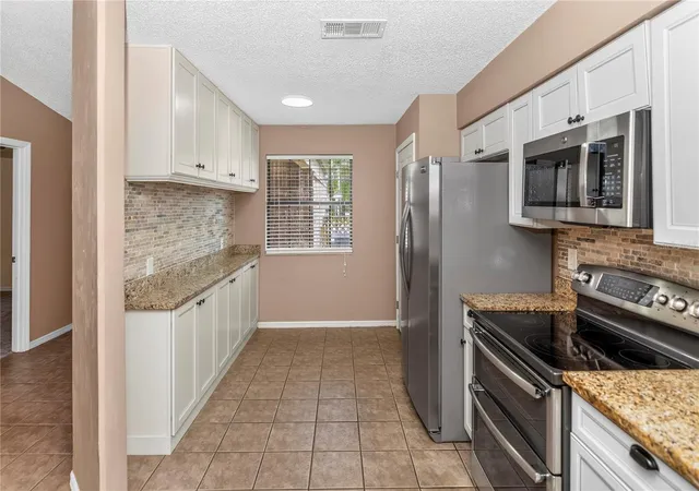 Photo 3 of Single family home for sale at 168 Bermuda Petrel Ct, Daytona Beach, FL 32119 | MLS# V4950632 | Listing updated on 2026-10-09