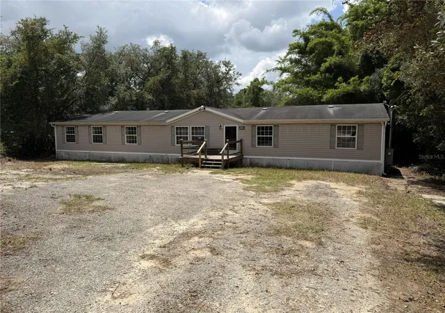 Manufactured home for sale at 41527 Paradise Rd, DELAND, FL 32720 | MLS# O6432113