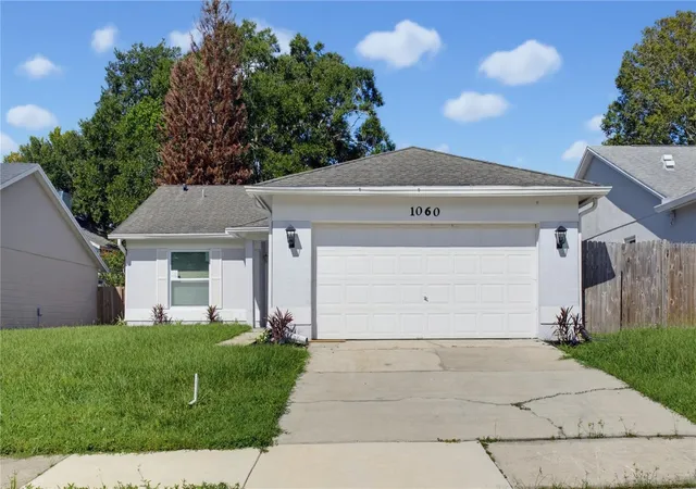 Photo 1 of Single family home for sale at 1060 Dees Dr, Oviedo, FL 32765 | MLS# O6432139 | Listing updated on 2026-10-06