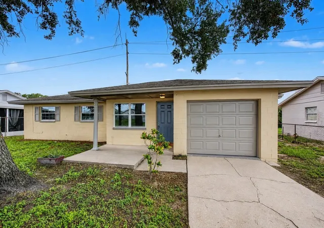 Photo 2 of Single family home for sale at 5608 12th Avenue S, Tampa, FL 33619 | MLS# TB8537338 | Listing updated on 2026-10-02
