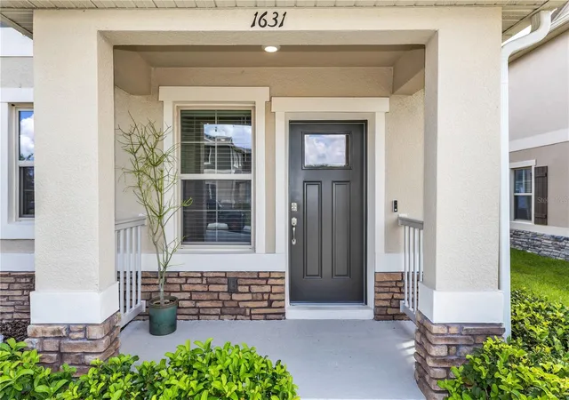Photo 3 of Townhouse for sale at 1631 Bitteroot St, Kissimmee, FL 34744 | MLS# O6432166 | Listing updated on 2026-10-28