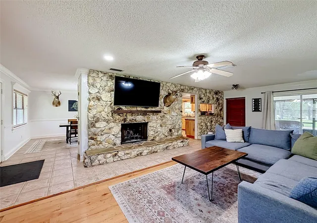 Photo 3 of Single family home for sale at 26586 SE Highway 42, Umatilla, FL 32784 | MLS# G5116274 | Listing updated on 2026-09-13