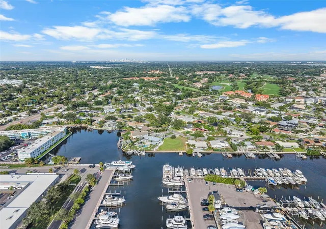 Photo 4 of Land for sale at 1301 Sea Gull Dr S, Saint Petersburg, FL 33707 | MLS# TB8537360 | Listing updated on 2026-09-11