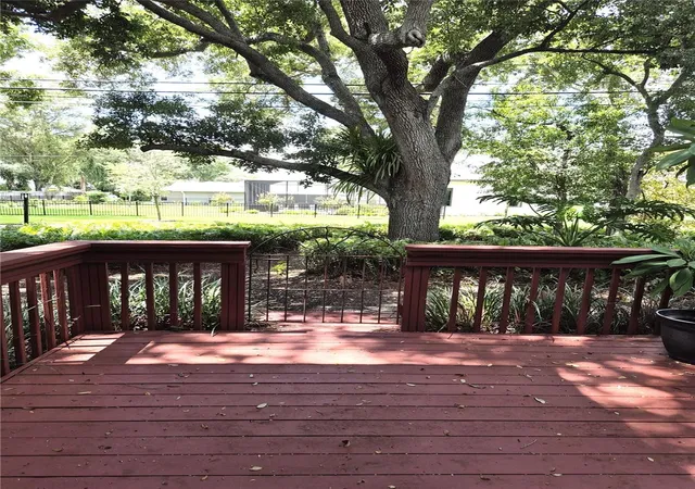 Photo 2 of Single family home for sale at 9913 W Bay St, Seminole, FL 33776 | MLS# TB8537541 | Listing updated on 2026-10-27