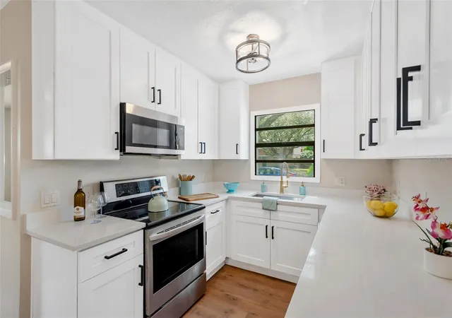 Photo 3 of Single family home for sale at 15065 Newport Rd, Clearwater, FL 33764 | MLS# TB8537674 | Listing updated on 2026-09-15