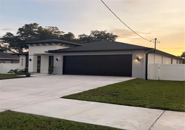 Photo 3 of Single family home for sale at 8208 N Elmer St, Tampa, FL 33604 | MLS# TB8537693 | Listing updated on 2026-09-10