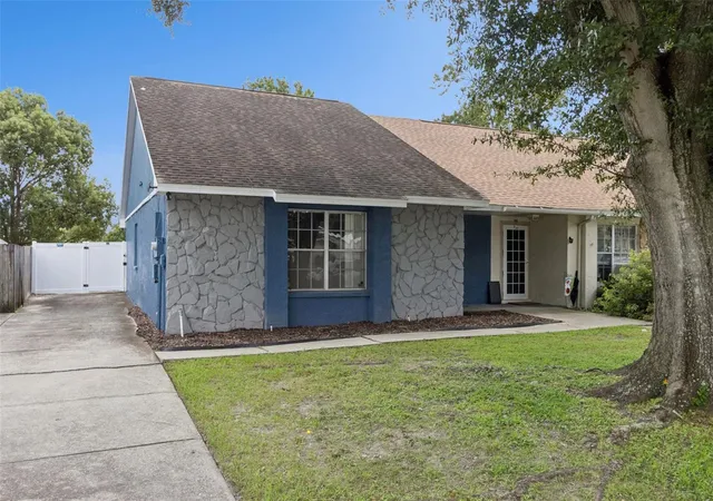 Photo 1 of Multi family home for sale at 3244 Laurel Dale Dr, Tampa, FL 33618 | MLS# O6432611 | Listing updated on 2026-10-04