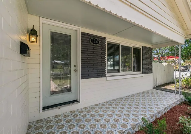 Photo 3 of Single family home for sale at 1652 Berkshire Ave, Winter Park, FL 32789 | MLS# O6432617 | Listing updated on 2026-10-11