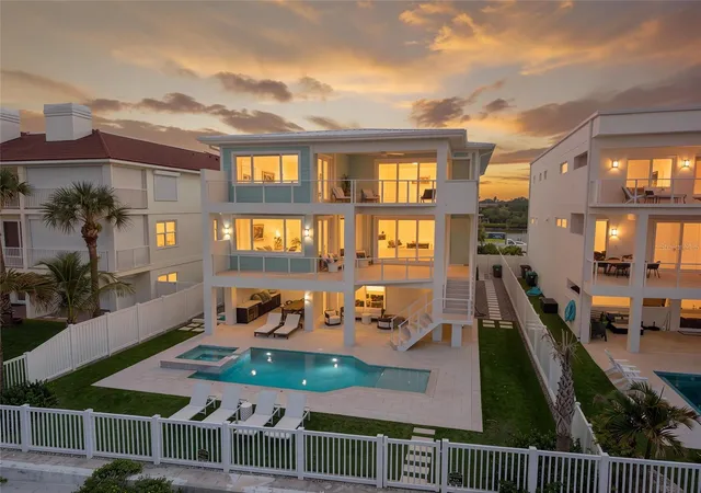 Photo 3 of Mansion for sale at 34 Gulf Blvd, Indian Rocks Beach, FL 33785 | MLS# TB8537857 | Listing updated on 2026-09-11
