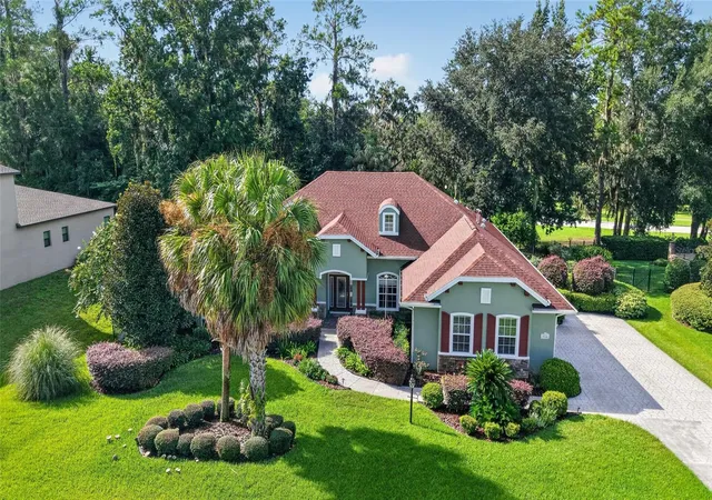 Photo 2 of Single family home for sale at 914 Se 43rd Street, Ocala, FL 34480 | MLS# OM730173 | Listing updated on 2026-09-15