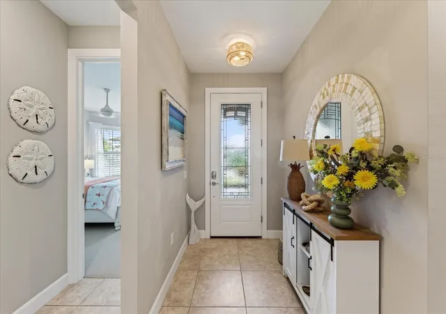 Photo 4 of Single family home for sale at 7608 Viola Loop, Bradenton, FL 34202 | MLS# A4702702 | Listing updated on 2026-09-15