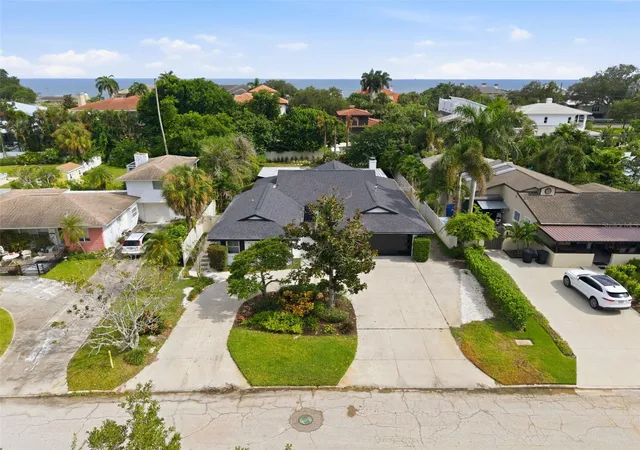 Photo 2 of Single family home for sale at 219 Miramar Blvd Ne, Saint Petersburg, FL 33704 | MLS# TB8538003 | Listing updated on 2026-09-14