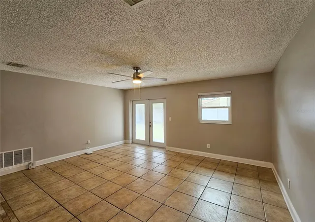 Photo 2 of Single family home for sale at 6092 Burch St N, Saint Petersburg, FL 33709 | MLS# G5116351 | Listing updated on 2026-09-14