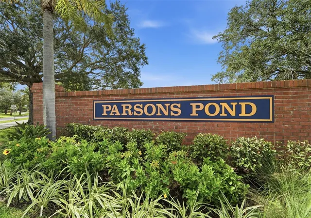 Photo 2 of Single family home for sale at 2411 Parsons Pond Cir, Kissimmee, FL 34743 | MLS# O6432819 | Listing updated on 2026-09-15
