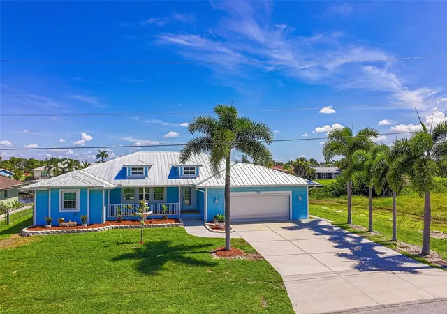 Photo 1 of Single family home for sale at 206 S Waterway Dr Nw, Port Charlotte, FL 33952 | MLS# C7529496 | Listing updated on 2026-10-22