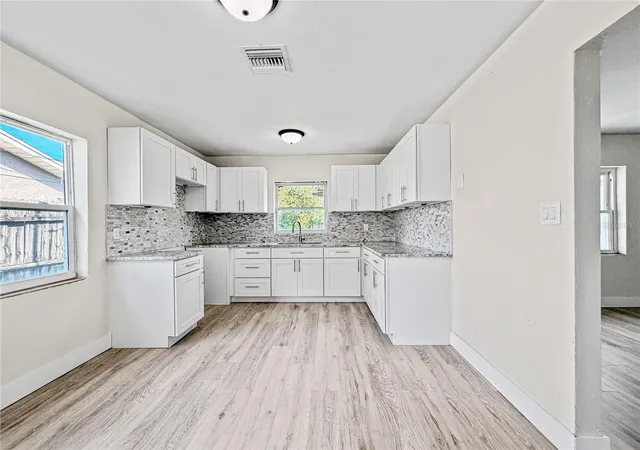 Photo 3 of Single family home for sale at 642 20th Street, Orlando, FL 32805 | MLS# O6432948 | Listing updated on 2026-09-12