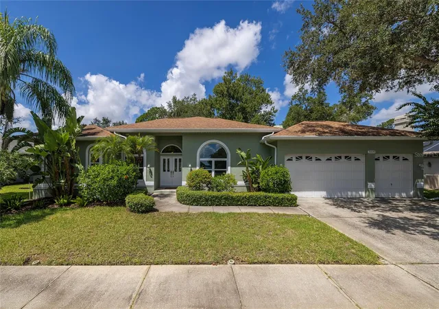 Photo 1 of Single family home for sale at 3009 Key Harbor Dr, Safety Harbor, FL 34695 | MLS# TB8538145 | Listing updated on 2026-09-22