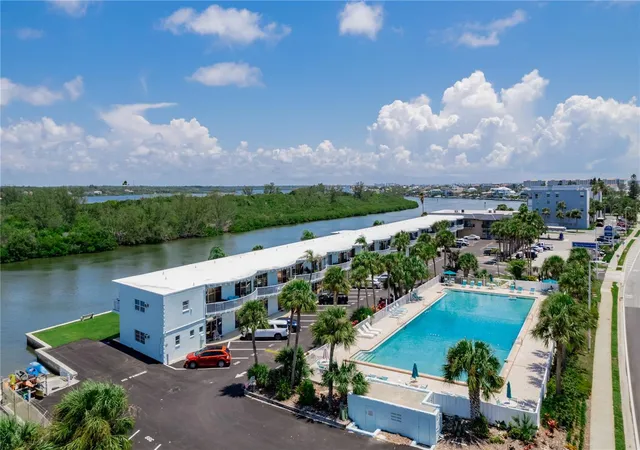 Photo 3 of Condo for sale at 18399 Gulf Blvd #371, Indian Shores, FL 33785 | MLS# TB8538174 | Listing updated on 2026-09-11