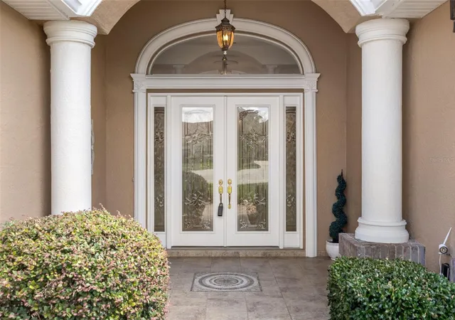 Photo 4 of Single family home for sale at 13417 Whitehaven Ct, Spring Hill, FL 34609 | MLS# W7888536 | Listing updated on 2026-09-26