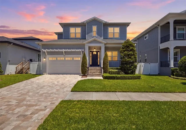 Photo 1 of Single family home for sale at 210 S Shore Crst Dr, Tampa, FL 33609 | MLS# TB8538357 | Listing updated on 2026-09-12