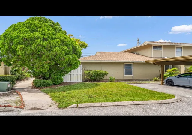 Photo 1 of Single family home for sale at 7310 Baja Ct, Tampa, FL 33634 | MLS# TB8538372 | Listing updated on 2026-10-07