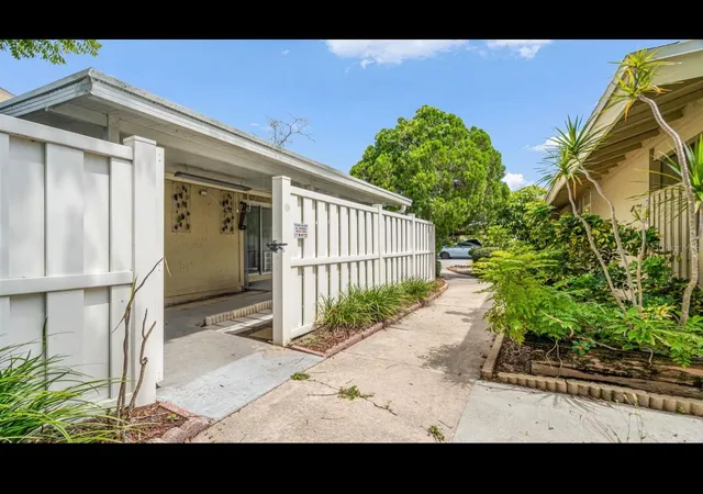 Photo 3 of Single family home for sale at 7310 Baja Ct, Tampa, FL 33634 | MLS# TB8538372 | Listing updated on 2026-10-07