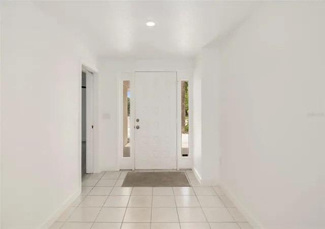 Photo 3 of Single family home for sale at 708 Garfield Dr, Sarasota, FL 34236 | MLS# A4702849 | Listing updated on 2026-10-06