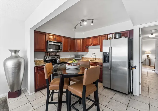 Photo 3 of Condo for sale at 5140 Cypress Crk Dr #101, Orlando, FL 32811 | MLS# O6433165 | Listing updated on 2026-10-16