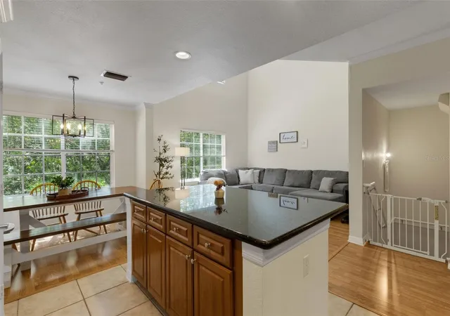 Listing Photo 4 - Condo for sale in building located at 9872 Mdw Field Cir, TAMPA, FL 33626 - Unit #503