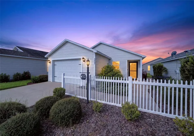 Photo 1 of Single family home for sale at 5844 Marsh Ct, The Villages, FL 32163 | MLS# G5116414 | Listing updated on 2026-09-28