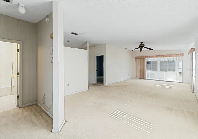 Photo 3 of Single family home for sale at 3433 Glen Abbey Ln, Lakeland, FL 33810 | MLS# L4964256 | Listing updated on 2026-09-14