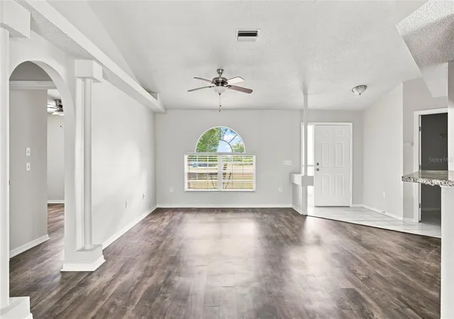 Photo 4 of Single family home for sale at 3191 Deltona Blvd, Spring Hill, FL 34606 | MLS# TB8538632 | Listing updated on 2026-10-15