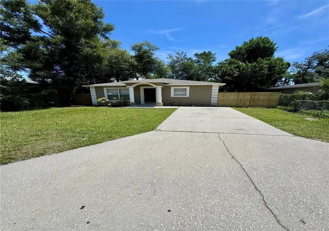 Photo 3 of Single family home for sale at 3305 E 38th Avenue, Tampa, FL 33610 | MLS# TB8538757 | Listing updated on 2026-10-05