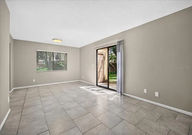 Photo 3 of Townhouse for sale at 5 Glen Arbor Park, Ormond Beach, FL 32174 | MLS# V4950723 | Listing updated on 2026-09-15