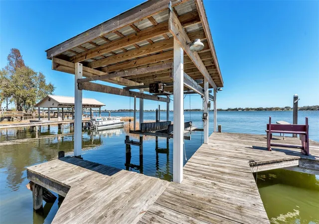 Photo 3 of Single family home for sale at 122 W Juliana Way, Auburndale, FL 33823 | MLS# L4964283 | Listing updated on 2026-09-15