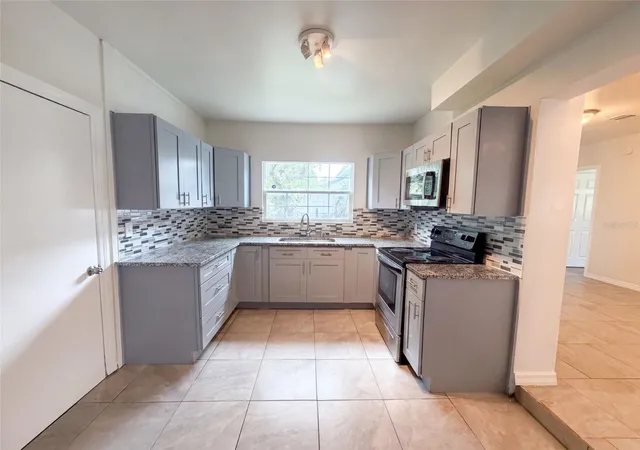 Photo 3 of Single family home for sale at 7117 N 50th Street, Tampa, FL 33617 | MLS# O6433542 | Listing updated on 2026-10-07
